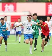 开云体育-尤文图斯后防压哨破门获得关键胜利，继续领跑榜首的简单介绍